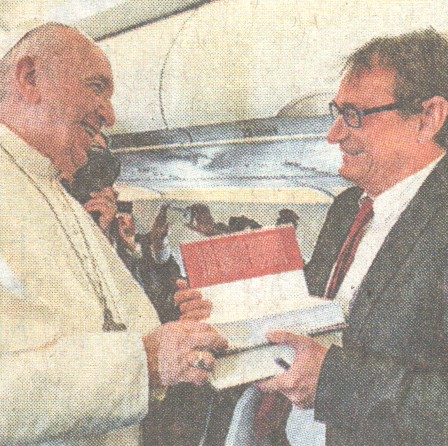 Andreas Englisch mit Papst 